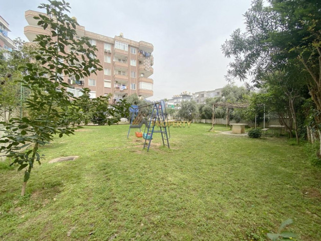 Недорогая трехкомнатная квартира в престижном районе Оба города Аланья, 100 м2 - Ракурс 2