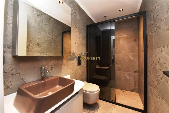 Отдельно стоящая вилла планировки 4+1, 350м2 в районе Каргыджак - Ракурс 6