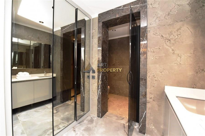 Отдельно стоящая вилла планировки 4+1, 350м2 в районе Каргыджак - Ракурс 18