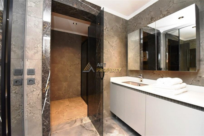 Отдельно стоящая вилла планировки 4+1, 350м2 в районе Каргыджак - Ракурс 19