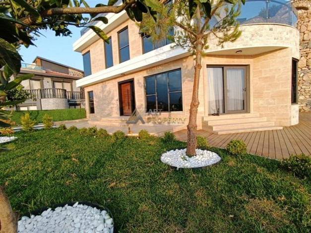 Отдельно стоящая вилла планировки 4+1, 350м2 в районе Каргыджак - Ракурс 50