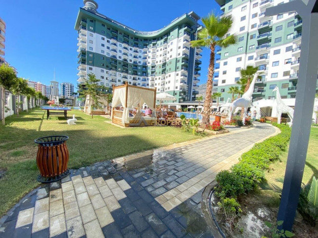 Меблированная квартира планировки 1+1, 55м2 в популярном ЖК, Махмутлар - Ракурс 16