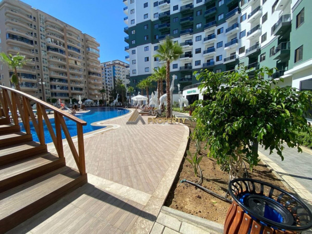 Меблированная квартира планировки 1+1, 55м2 в популярном ЖК, Махмутлар - Ракурс 21