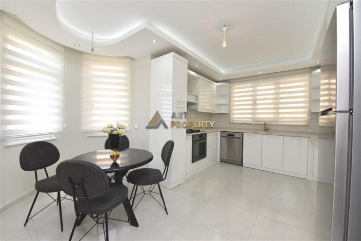 Видовой пентхаус планировки 3+1, 170м2 в районе Бекташ - Ракурс 10