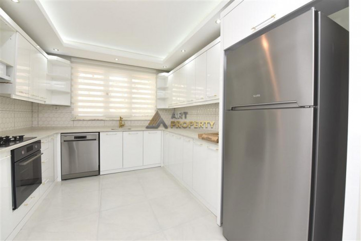 Видовой пентхаус планировки 3+1, 170м2 в районе Бекташ - Ракурс 12