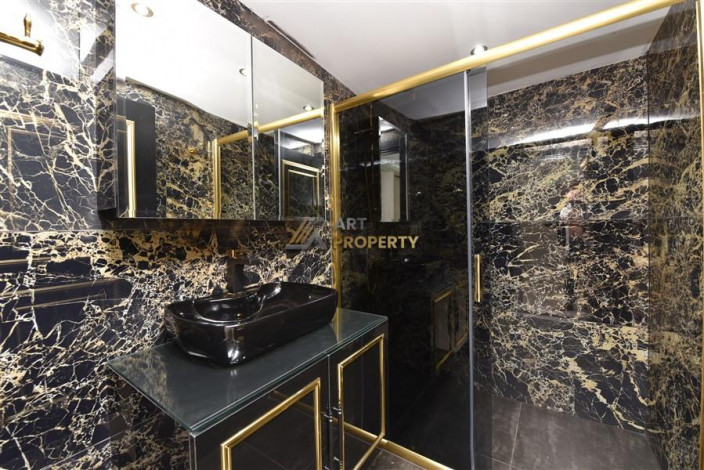 Видовой пентхаус планировки 3+1, 170м2 в районе Бекташ - Ракурс 22