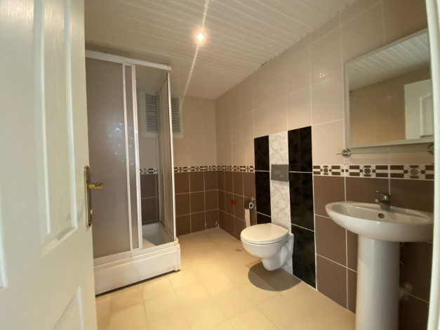 Квартира 2+1 в Махмутларе на высоком этаже, 120 м2 - Ракурс 8