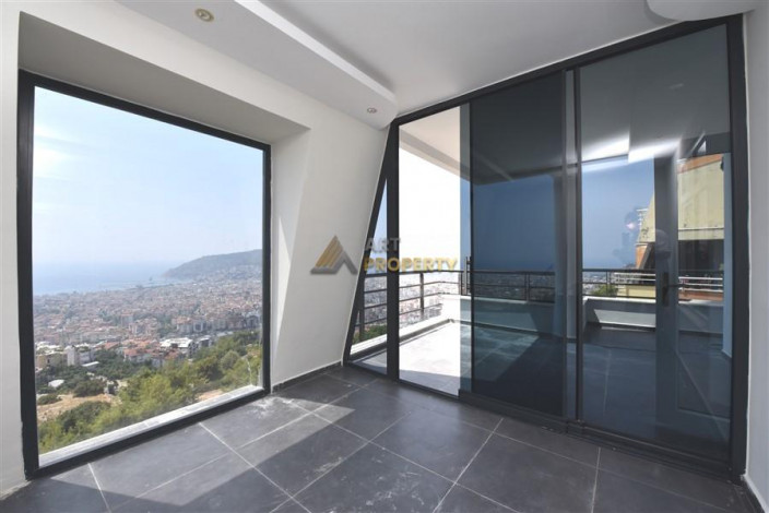 Видовой пентхаус планировки 3+1, 170м2 в районе Бекташ - Ракурс 39