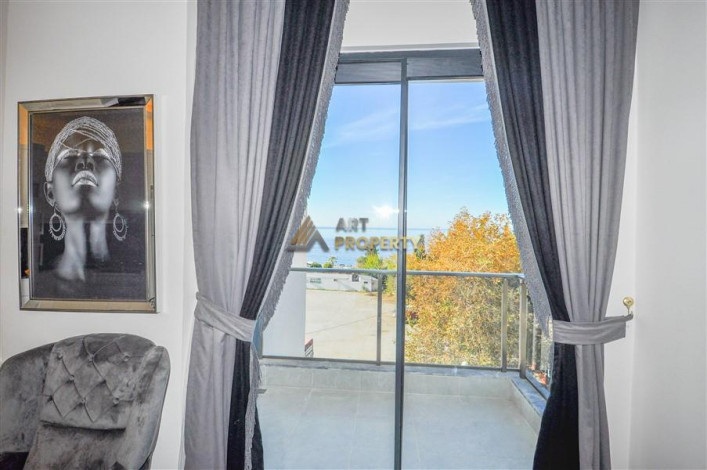 Меблированная квартира планировки 1+1, 60м2 в районе Каргыджак - Ракурс 16