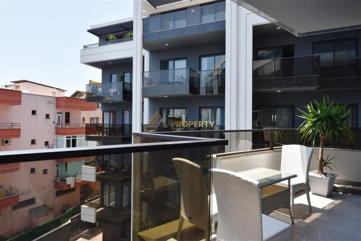 Меблированная квартира планировки 1+1, 55м2 в шаговой доступности от пляжа Клеопатры - Ракурс 2