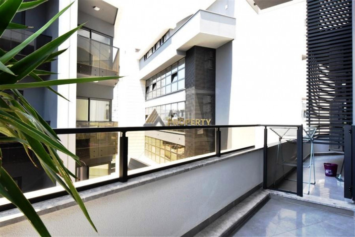 Меблированная квартира планировки 1+1, 55м2 в шаговой доступности от пляжа Клеопатры - Ракурс 10