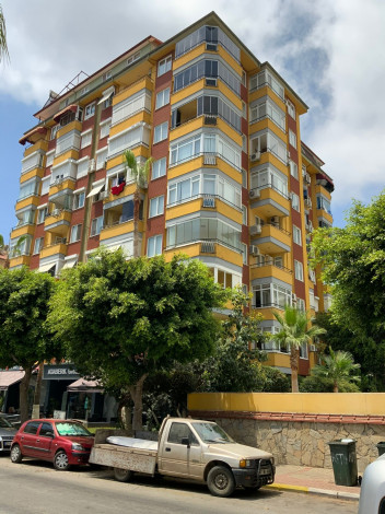 Просторная трехкомнатная квартира в центре Аланьи с красивым видом на горы, 115м2 - Ракурс 8