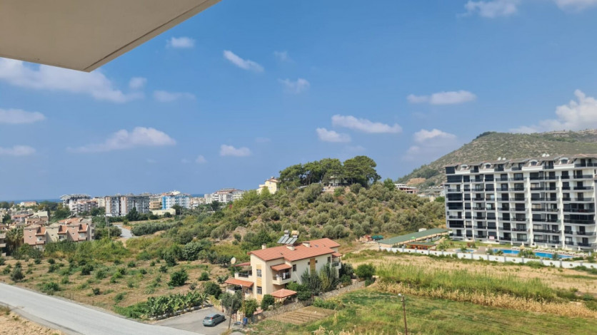 Пентхаус планировки 3+1, 120м2 с видом на море в районе Газипаша - Ракурс 2