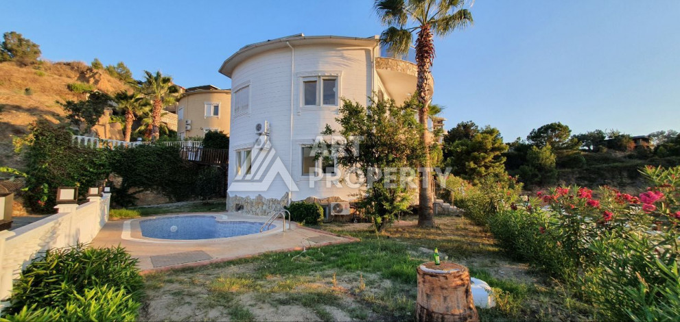 Отдельно стоящая вилла планировки 5+1, 521м2 в районе Демирташ - Ракурс 8