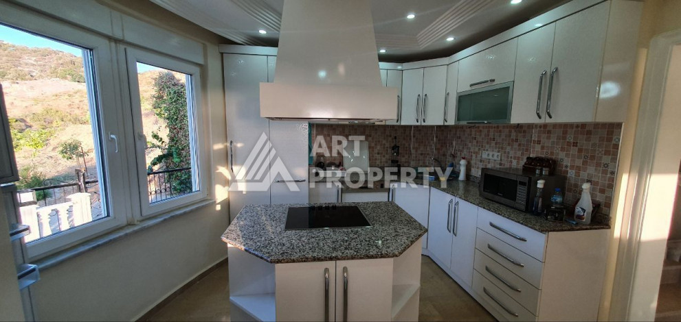 Отдельно стоящая вилла планировки 5+1, 521м2 в районе Демирташ - Ракурс 16