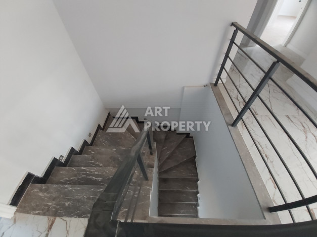 Четырехкомнатный дуплекс с видом на море в районе Оба, 220м - Ракурс 16