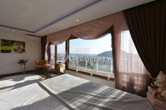 Апартаменты дуплекс планировки 4+1, 275м2 в центре Алании - Ракурс 6