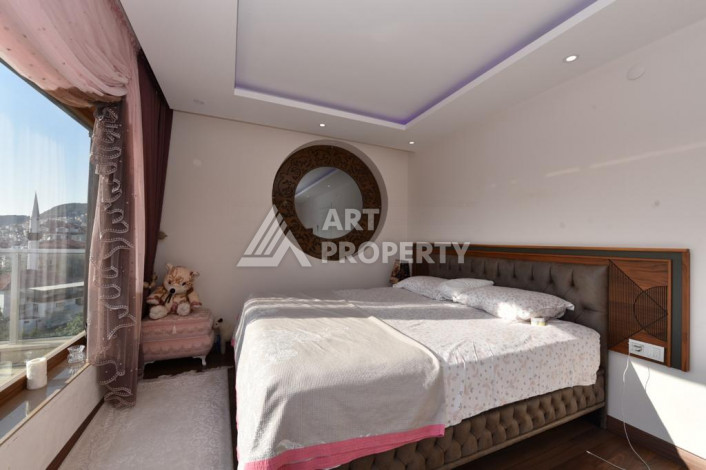 Апартаменты дуплекс планировки 4+1, 275м2 в центре Алании - Ракурс 14