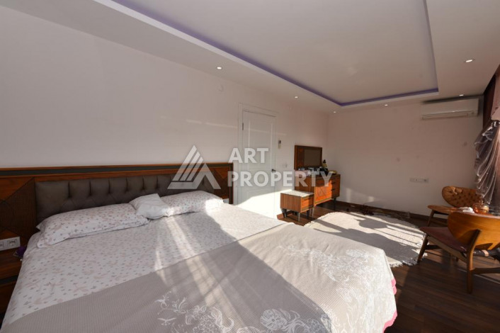 Апартаменты дуплекс планировки 4+1, 275м2 в центре Алании - Ракурс 19