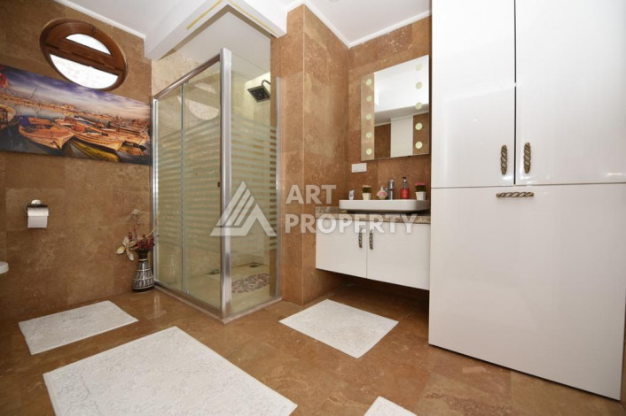 Апартаменты дуплекс планировки 4+1, 275м2 в центре Алании - Ракурс 23