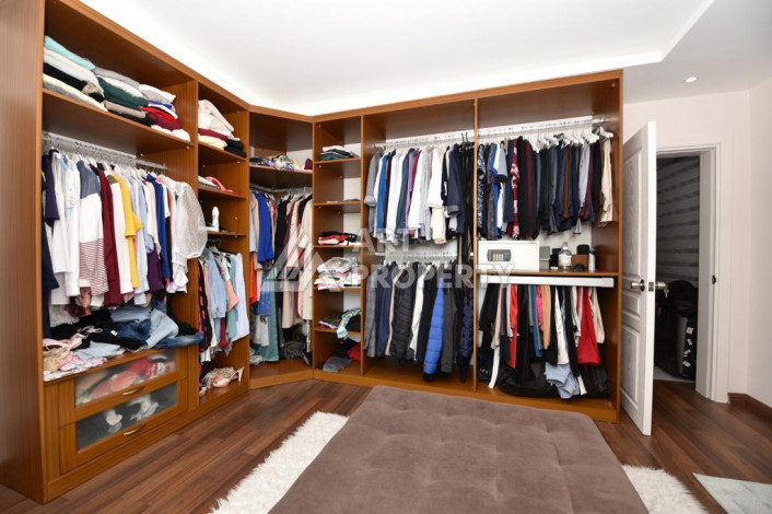 Апартаменты дуплекс планировки 4+1, 275м2 в центре Алании - Ракурс 31