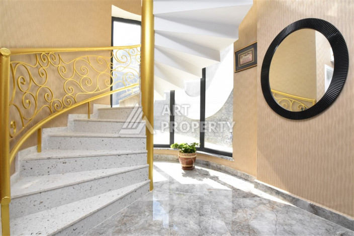 Роскошная вилла в районе Каргыджак - Ракурс 3