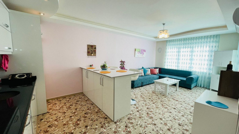 Квартира 1+1 в центральной части Махмутлара с новой мебелью и техникой, 70 м2 - Ракурс 6