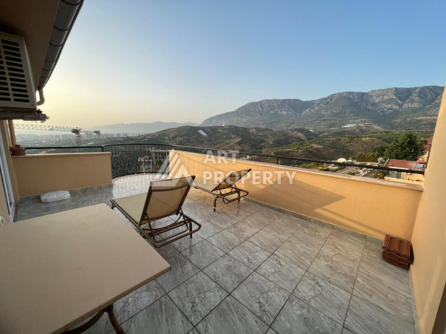 Трёхэтажная вилла-дуплекс в районе Каргыджак с мебелью, 115м2, планировка 2+1 - Ракурс 23