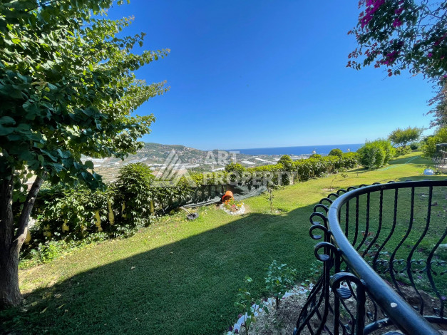 Апартаменты планировки 3+1 с садом в районе Каргыджак, 135м2 - Ракурс 5