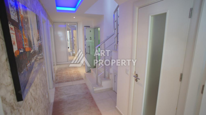 Дуплекс планировки 4+1 в районе Авсаллар, 220м2 - Ракурс 21