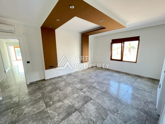 Апартаменты без мебели в районе Кестель планировки 4+1, 220м2 - Ракурс 10