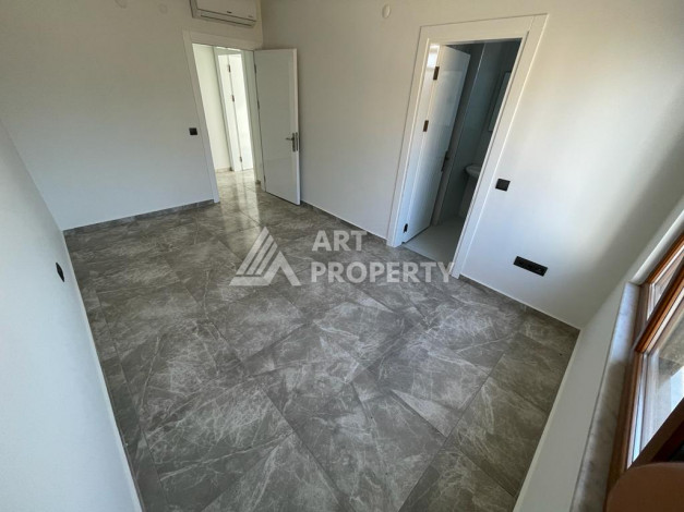 Апартаменты без мебели в районе Кестель планировки 4+1, 220м2 - Ракурс 13