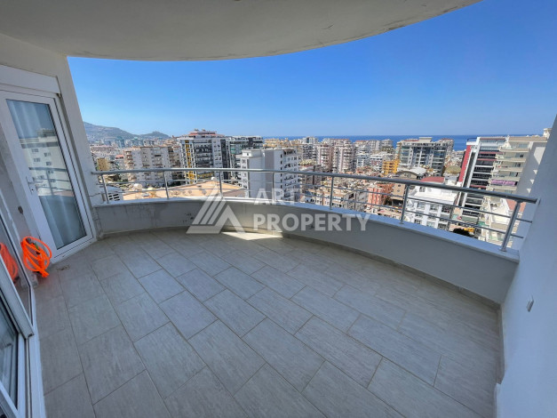 Двухуровневые апартаменты на высоком этаже планировки 4+1 в районе Махмутлар, 250м2 - Ракурс 8