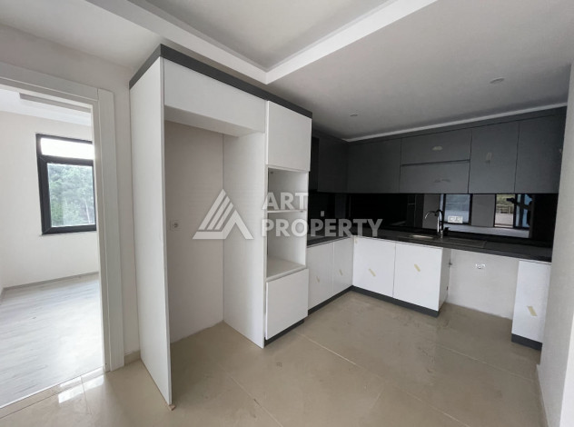 Двухуровневая квартира в районе Каргыджак планировки 4+1,260м2 - Ракурс 3