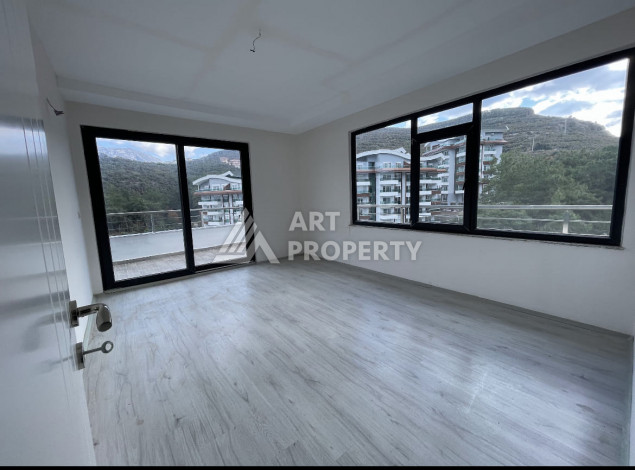 Двухуровневая квартира в районе Каргыджак планировки 4+1,260м2 - Ракурс 10