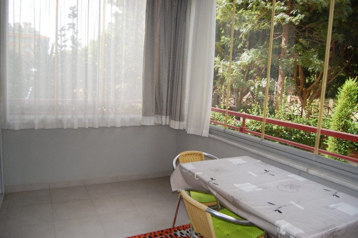 Меблированная трехкомнатная квартира в обустроенном комплексе в районе Оба, 110 м2. - Ракурс 11