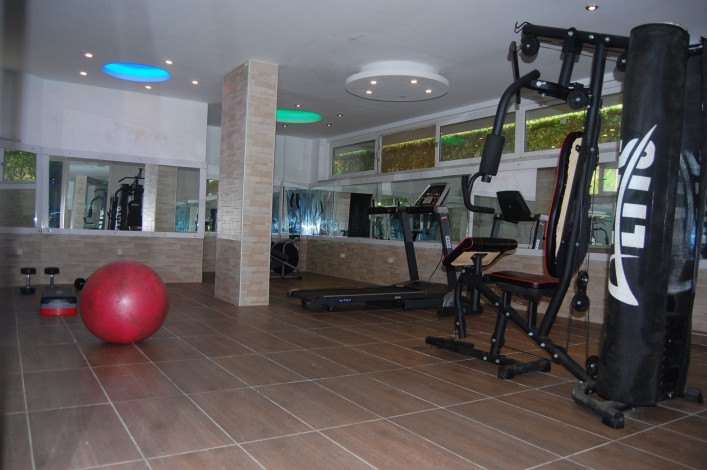 Меблированная трехкомнатная квартира в обустроенном комплексе в районе Оба, 110 м2. - Ракурс 12