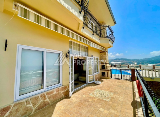 Вилла с бассейном в  многофункциональном комплексе с инфраструктурой отеля 5* в районе Каргыджак - Ракурс 3