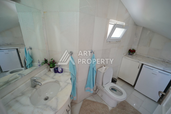 Вилла с бассейном в  многофункциональном комплексе с инфраструктурой отеля 5* в районе Каргыджак - Ракурс 17