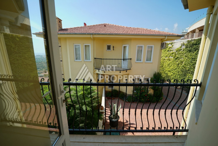 Вилла с бассейном в  многофункциональном комплексе с инфраструктурой отеля 5* в районе Каргыджак - Ракурс 27