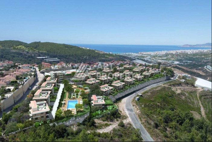 Вилла 4+1 в престижном районе Каргыджак с прекрасными видами - Ракурс 10