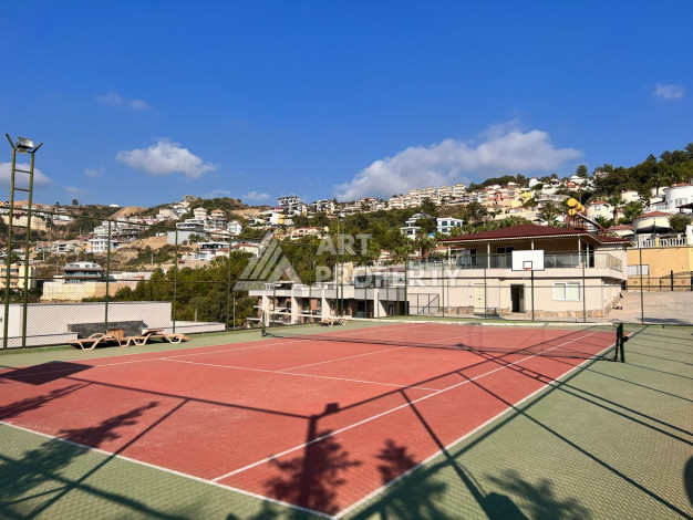 Вилла 4+1 в престижном районе Каргыджак с прекрасными видами - Ракурс 13