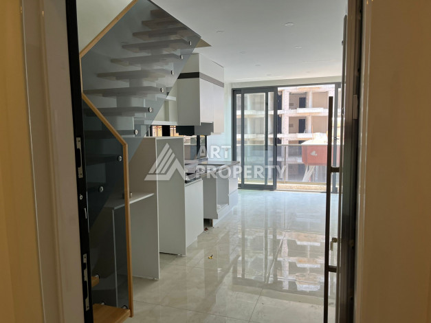 Дуплекс на первой береговой линии с планировкой 1+1 в курортном районе Махмутлар, 50м2 - Ракурс 3