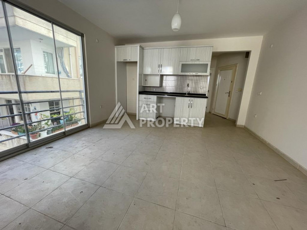 Квартира без мебели на центральной улице в районе Махмутлар с планировкой 1+1, 55м2 - Ракурс 4