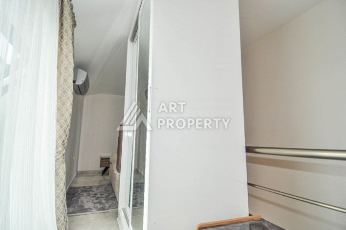 Дуплекс планировки 1+1 в районе Махмутлар, 55м2 - Ракурс 11