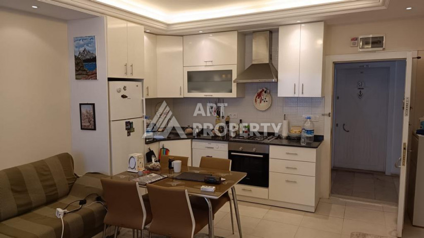 Меблированная квартира вблизи от моря в районе Оба с планировкой 1+1, 60м2 - Ракурс 3