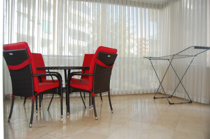 Просторная меблированная квартира 2+1 рядом с набережной в Обе, 135м2 - Ракурс 12