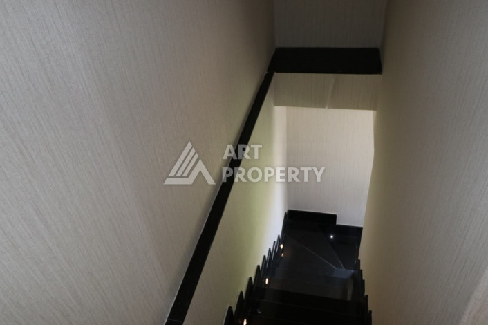 Дуплекс со стильным ремонтом и мебелью в районе Каргыджак, планировка 2+1, 115м2 - Ракурс 24