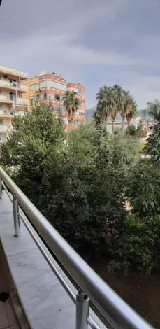 Четырехкомнатная квартира в 50 метрах от моря в районе Оба, 130 м2 - Ракурс 19