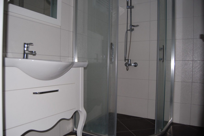 Просторные трехкомнатные апартаменты в элитном доме в районе Оба,125м2 - Ракурс 7